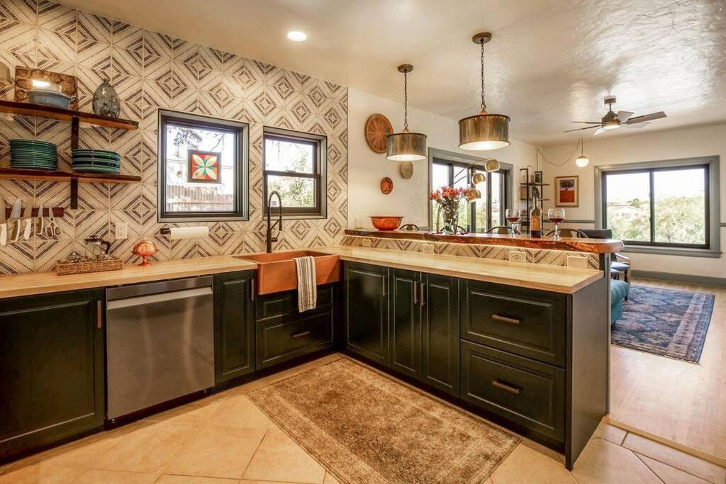 Quail Cottage Clarkdale-Renovated Historic Cottage Sedona Jerome Wineries Exterior photo